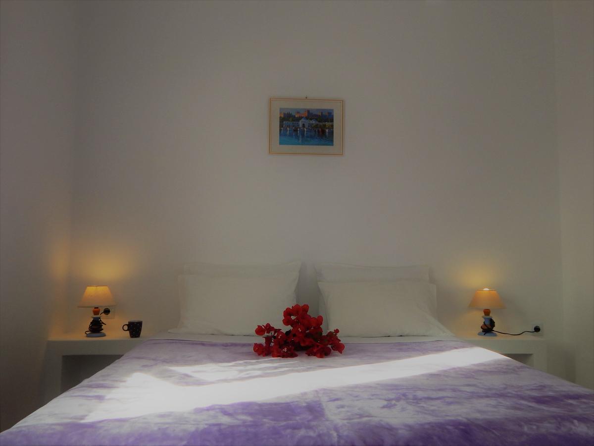Evgenia Rooms And Apartments Folégandros エクステリア 写真